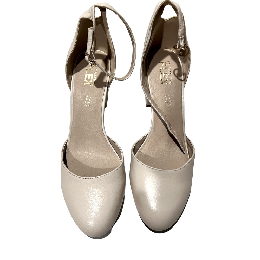 NWT Le Chateau Mary Jane Leather Shoes with Ankle Strap size 10
